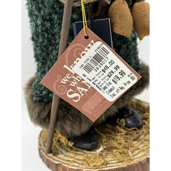 Woodland Santa Figure Green Coat Basket Of Toys and Beard Earthy Rustic Decor - Picture 9 of 12